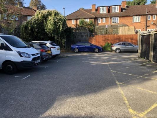 Lovely One Bed Apartment To Rent London Exteriör bild